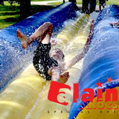 Escorrega_Gigante_Aqutico_ATL_Alain_Baloes_insuflável_calor_verao