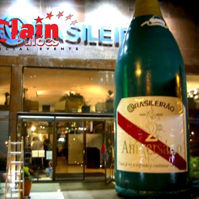 GARRAFA - Insufláveis Publicitarios Alain Balões Special Events